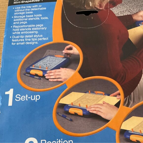 Fiskars Mini-ShapeBoss Portable Embossing System Cards Scrapbook w Stencils Tool - Picture 8 of 9